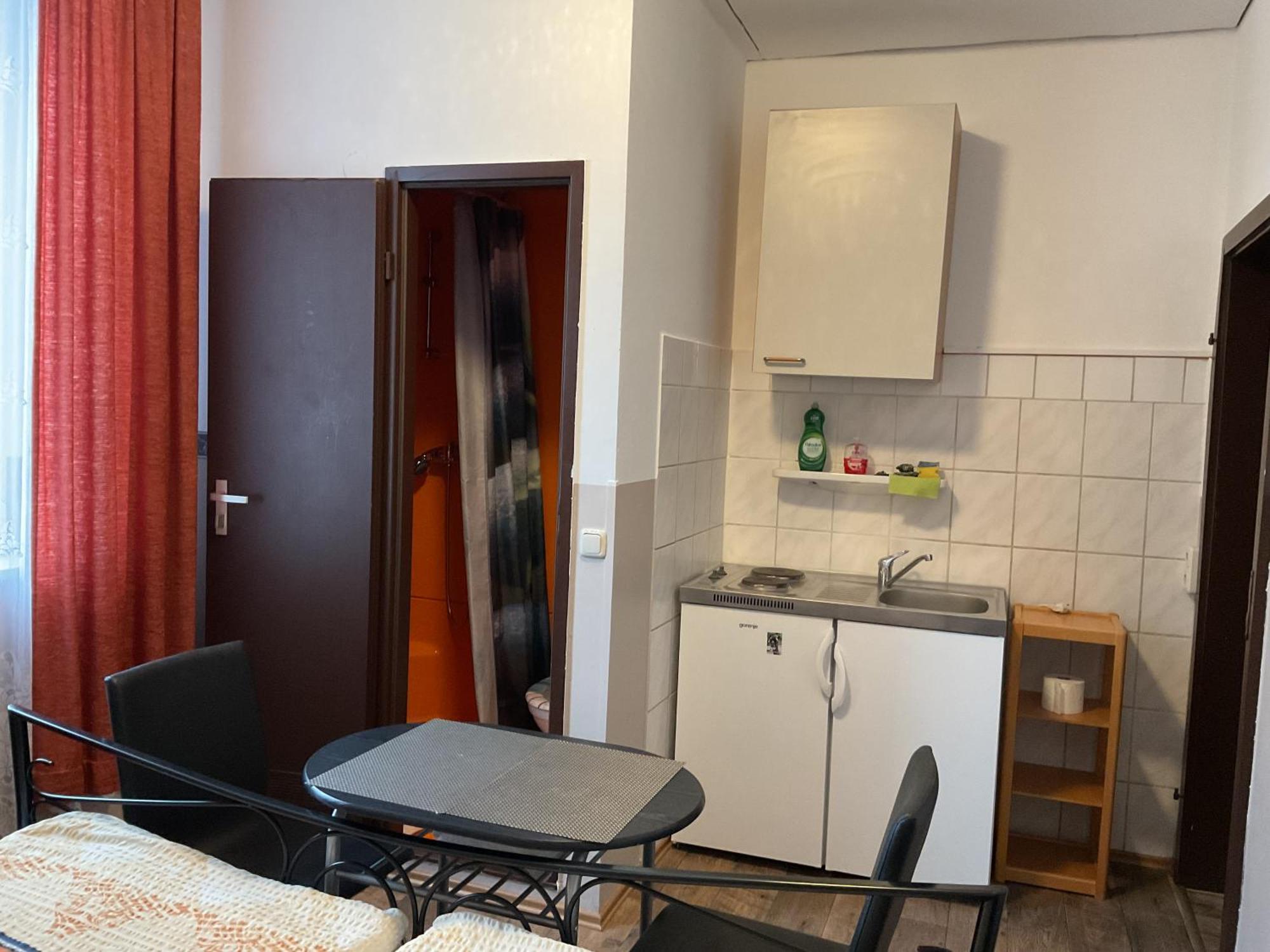 Anna - Monteurzimmer Auberge de jeunesse